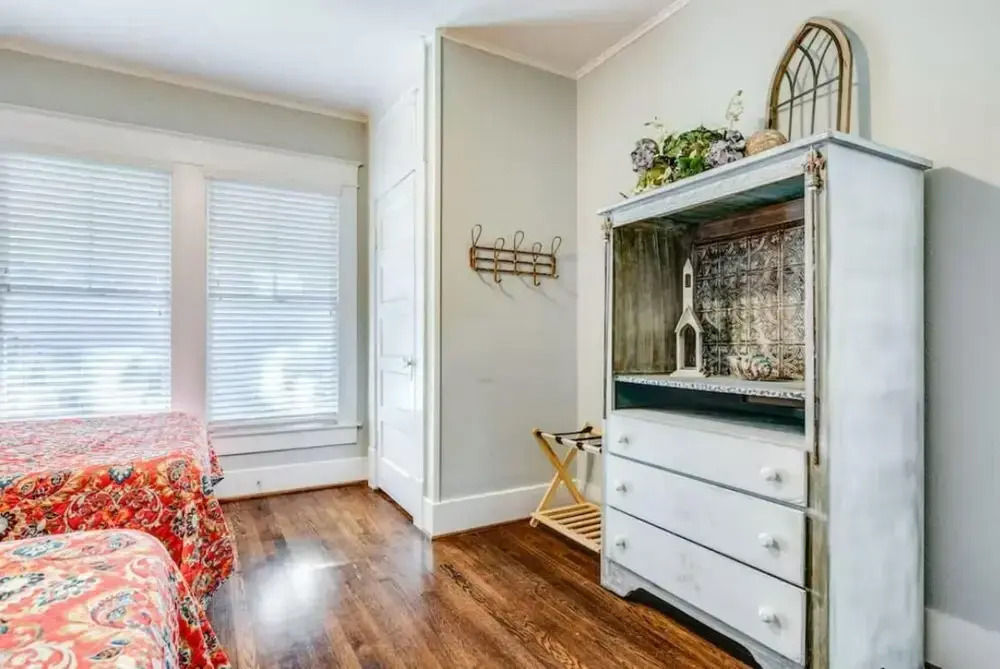 Shorty s Bungalow Dog-friendly w Private Hot Tub
