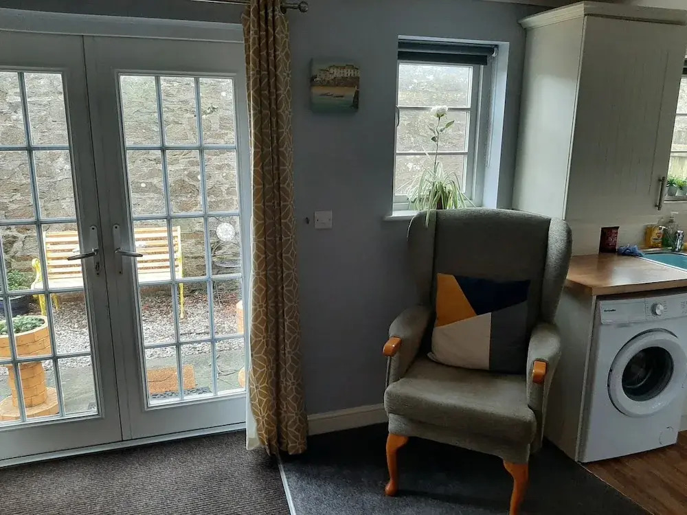 Ground Floor Cornish Retreat Free Parking