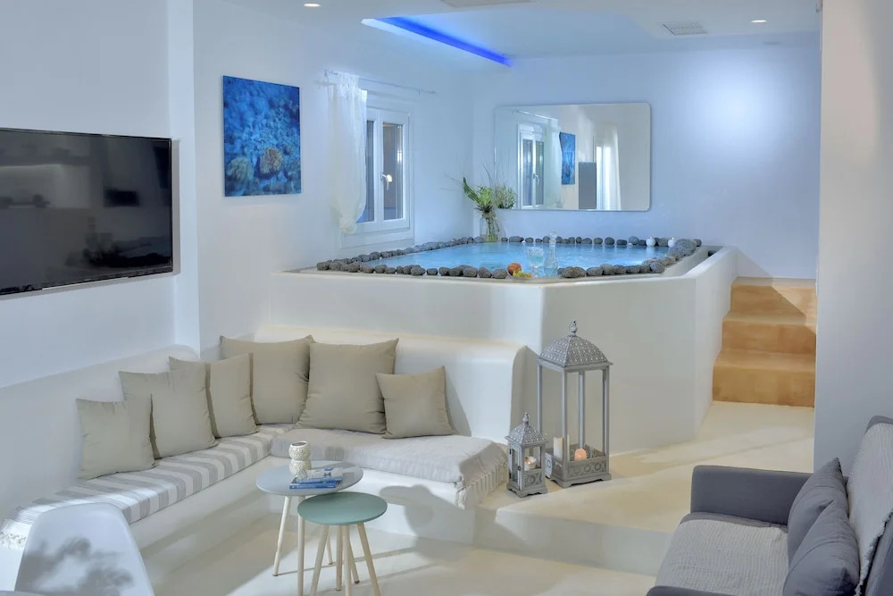 Elegant Mykonos