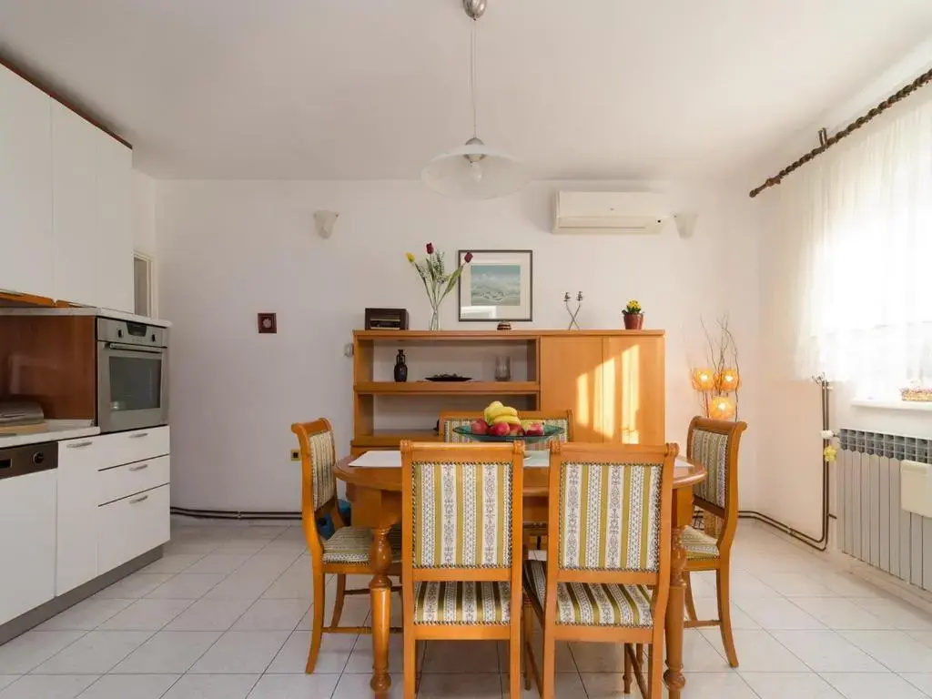 Beautiful three bedroom apartment with a yard and terrace - Apartment Zoranica I - AE1405