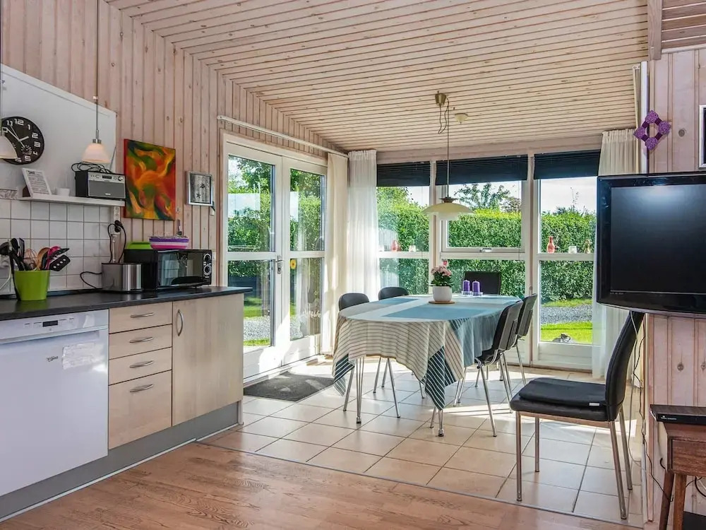 6 Person Holiday Home in Broager-by Traum