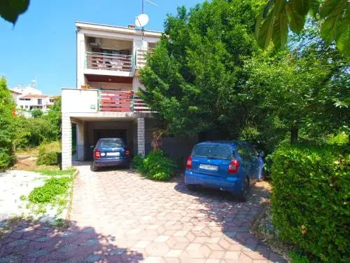 Apartments Maja 221