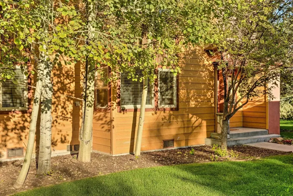Near Skiing & Hiking: Inviting Retreat in Victor!