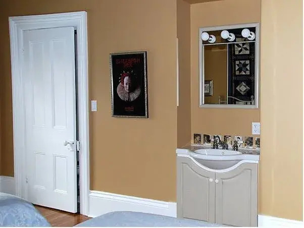 Legacy House Bed and Breakfast