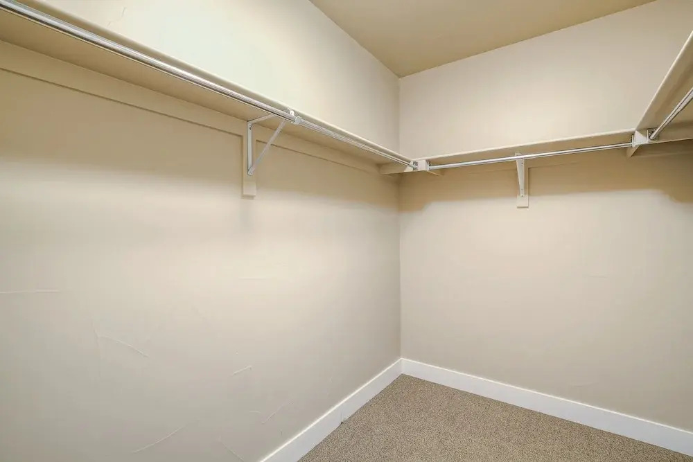 Swanky Downtown Loft! City Views! Sleeps 10!