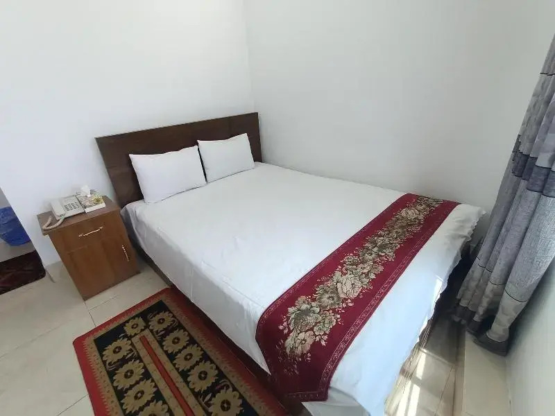 Hotel D-Palace Near Haji Camp & Dhaka Airport