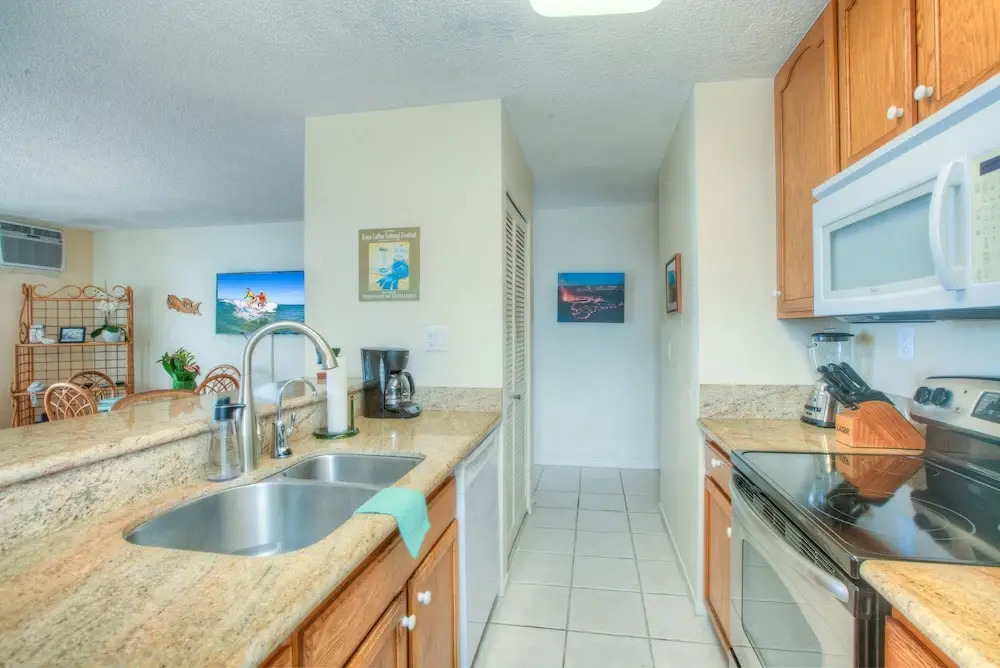 Kona Reef F11 - 1 Br Condo