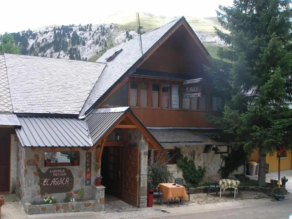Albergue "El Aguila"