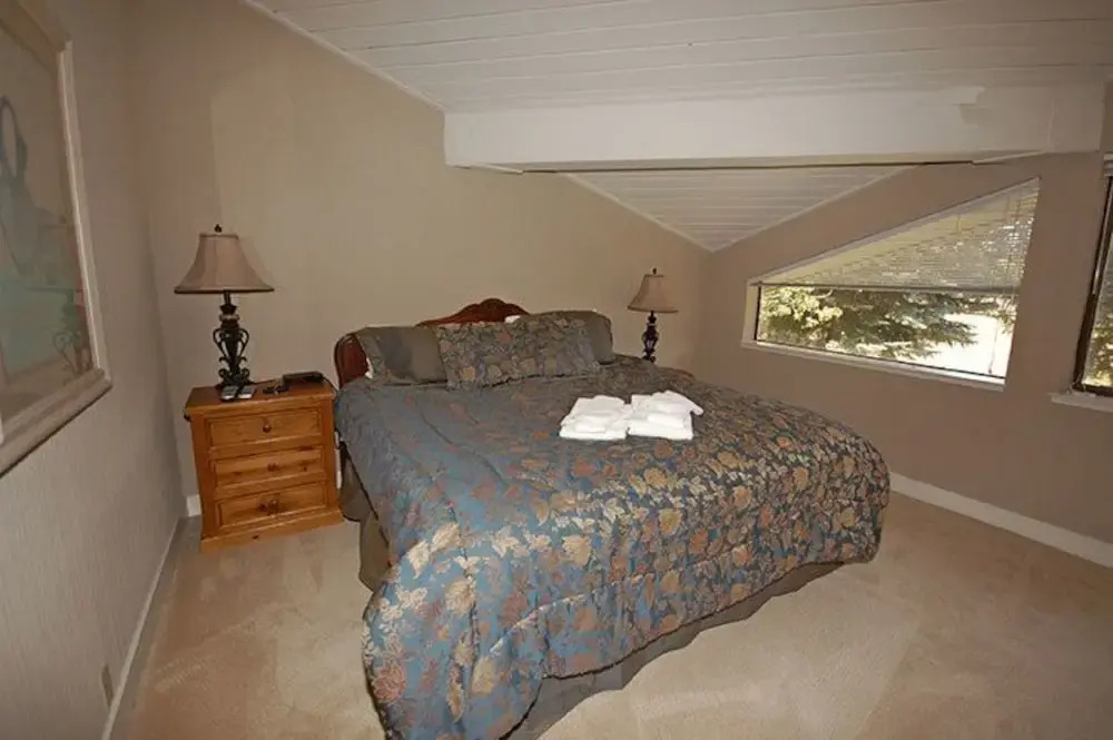 384 Beach Drive 4 Bedroom Home