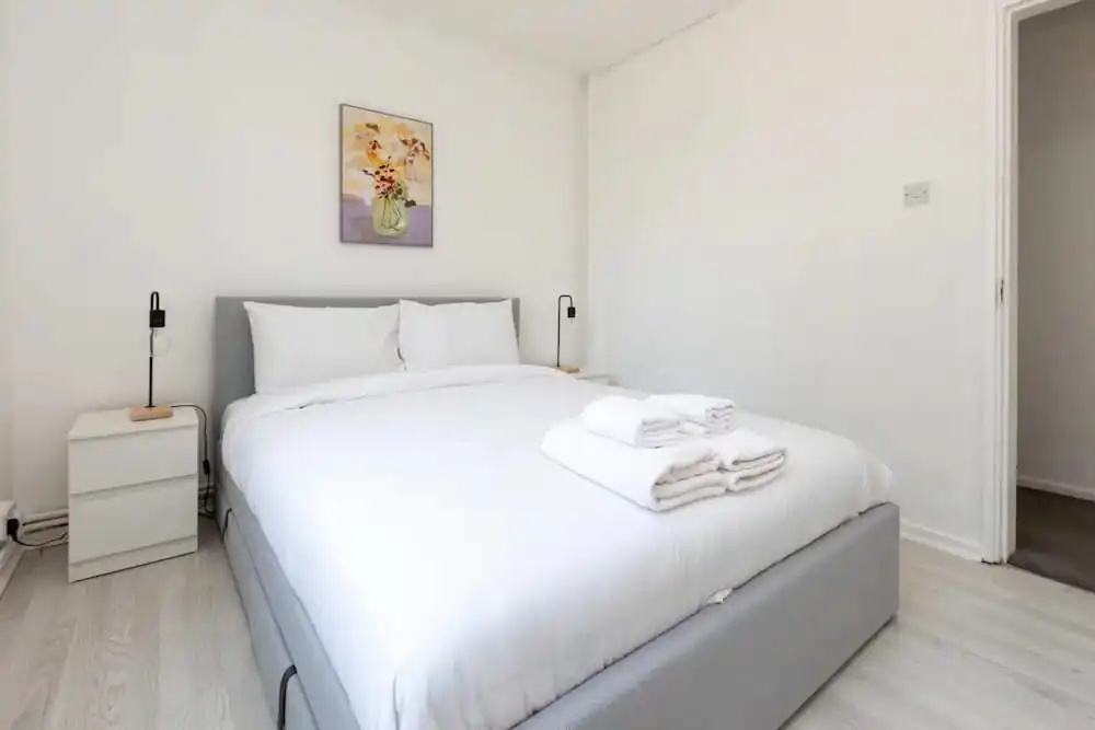 Spacious & Welcoming 4BD House - Kennington