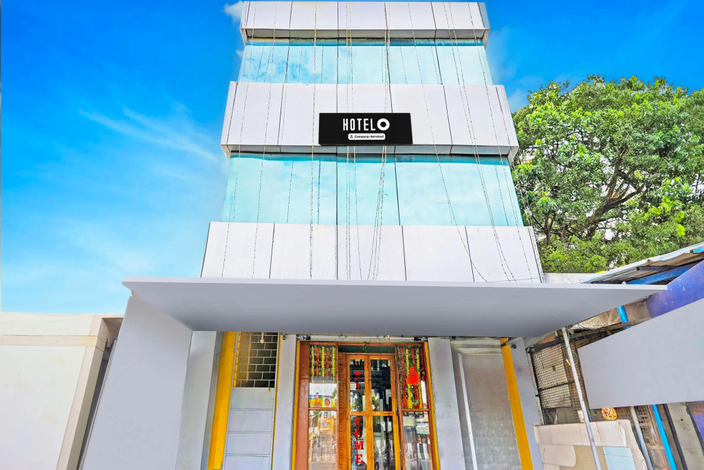 Super Hotel O Thavalakuppam Near Bus Stand