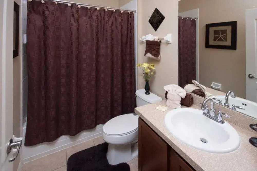 Ken's West Haven Villa