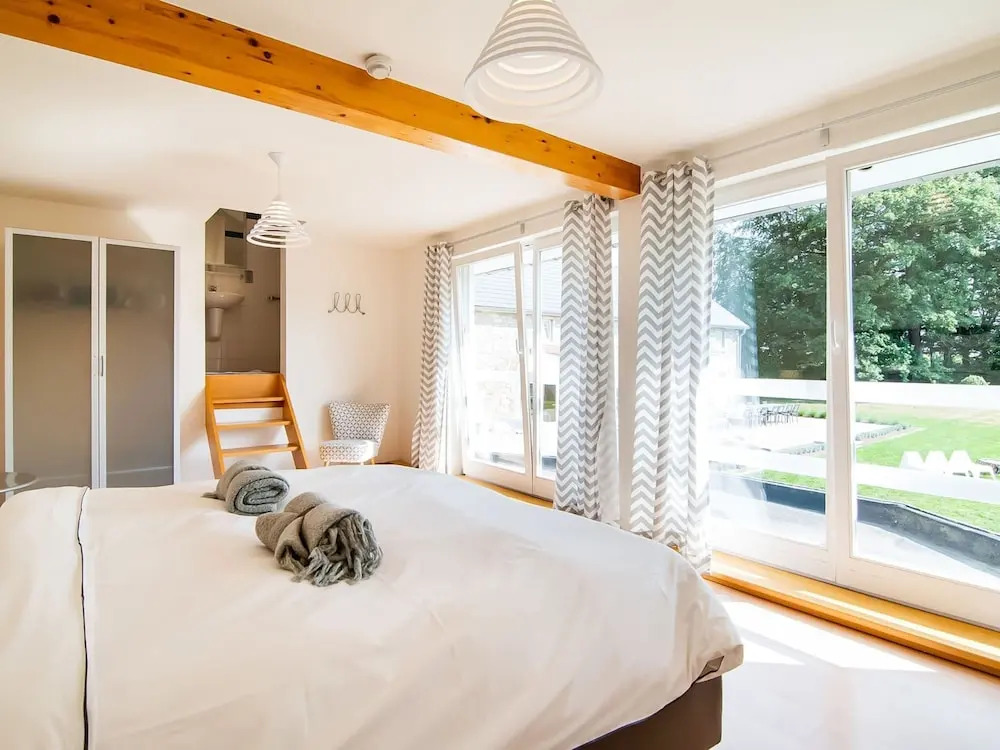 Luxurious Villa With Pool and Sauna, and Very Suitable for Culinary Workshops!