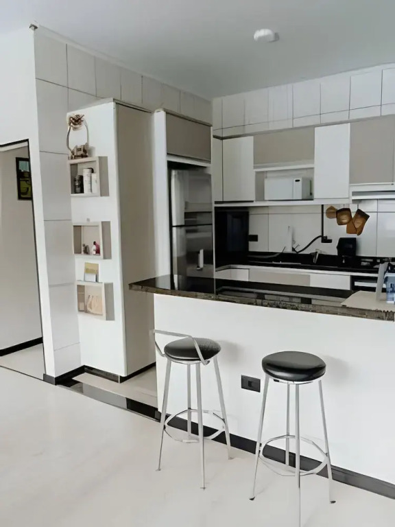 Casa Central piscina e AC para 8 hospede