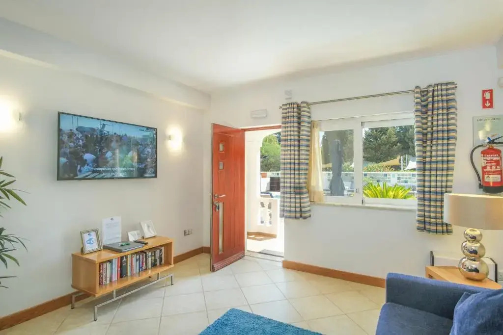 Casa Monte Cristo Apartments - Plum