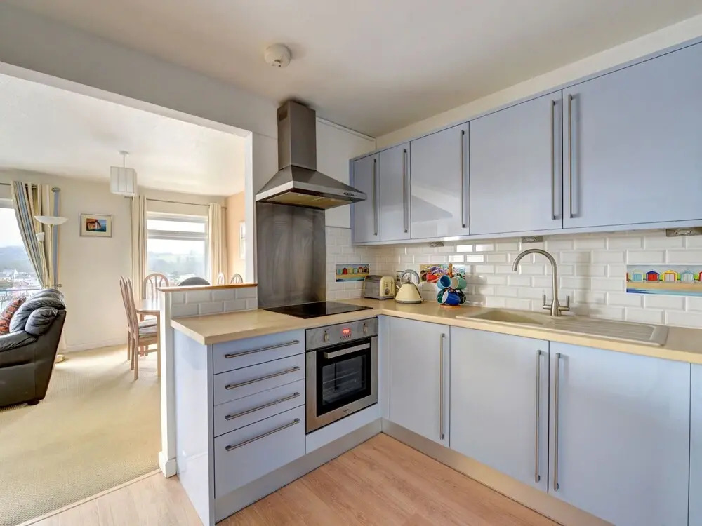 Peaceful Holiday Home in Saundersfoot With Balcony