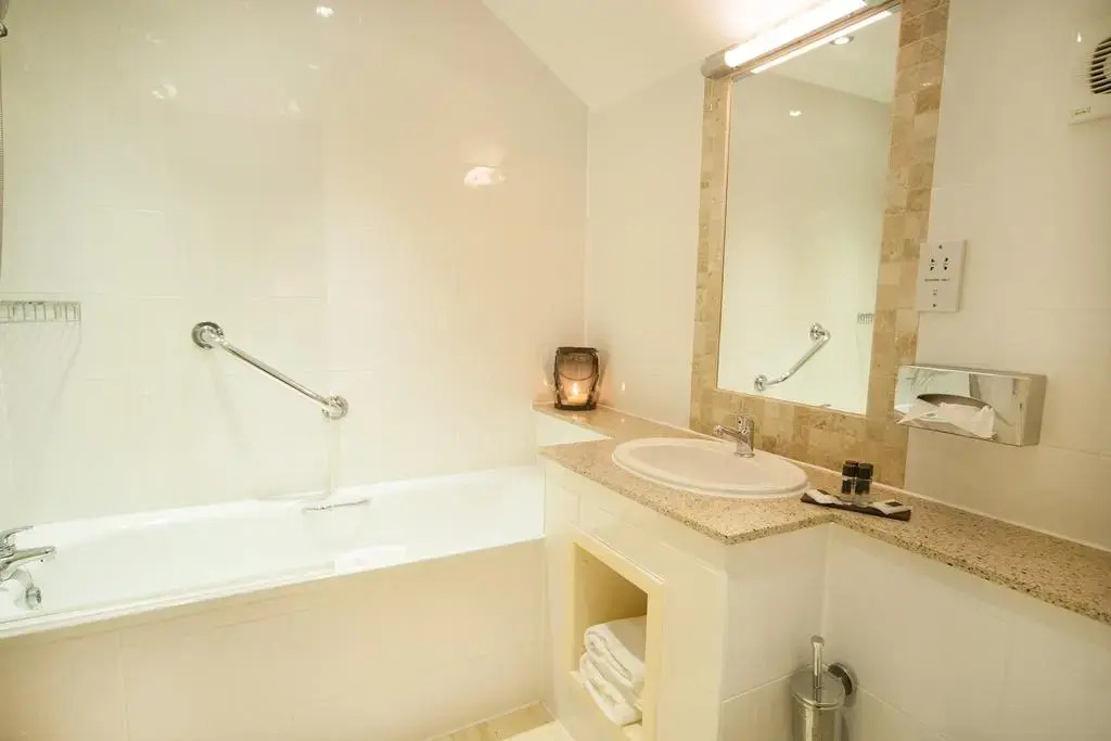 Manchester South Inn Sure Collection by Best Western