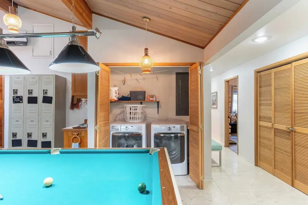 Oceanfront w/ Game Room, Fire Pit, Panoramic Views Angels Landing by Avantstay
