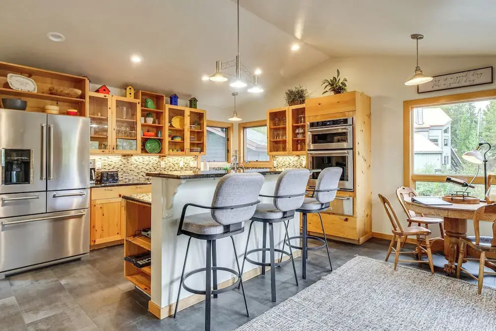 1 Mi to Ski: Breckenridge Home w/ View & Hot Tub