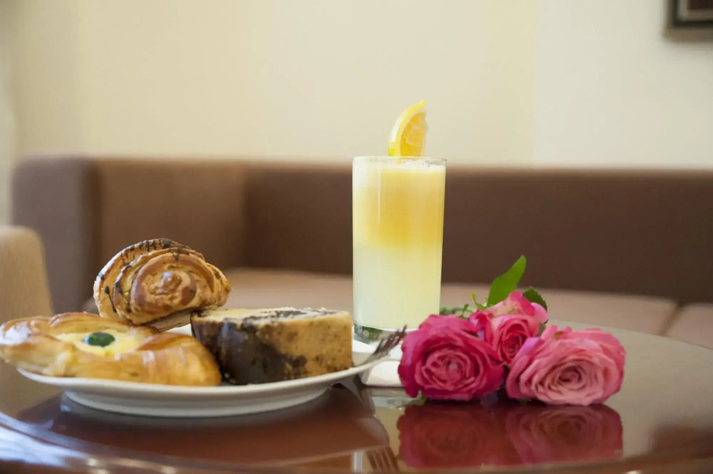 Tizeze Hotel