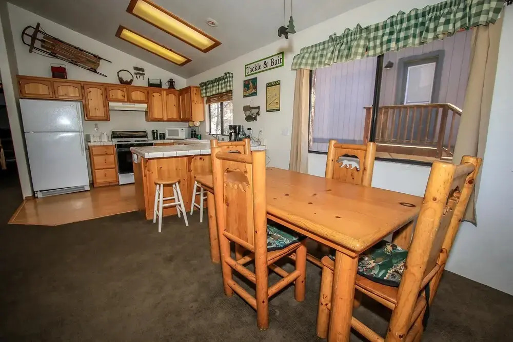 Bear Claw Bungalow #379