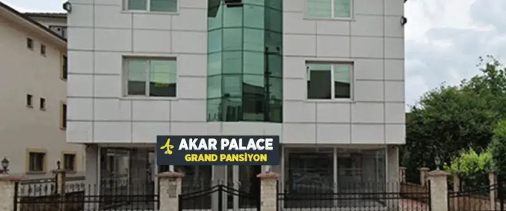 Akar Palace