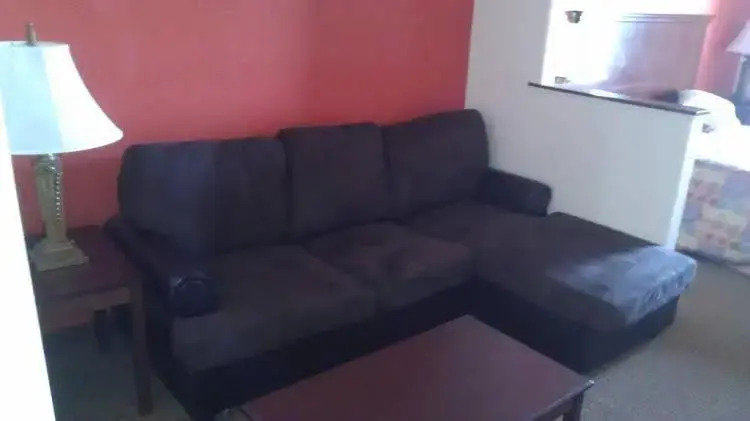 Robinson Inn and Suites