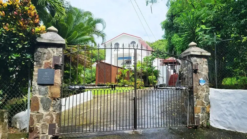 The Date House - Four Bedroom Villa with Private Pool near the beach and Calabash Cove Resort 4 Villa by RedAwning