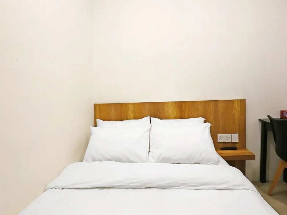 Leisure Lodge