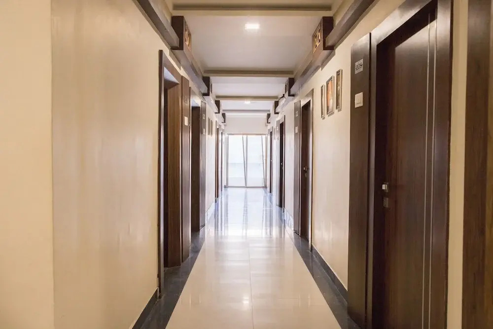 Hotel Paras