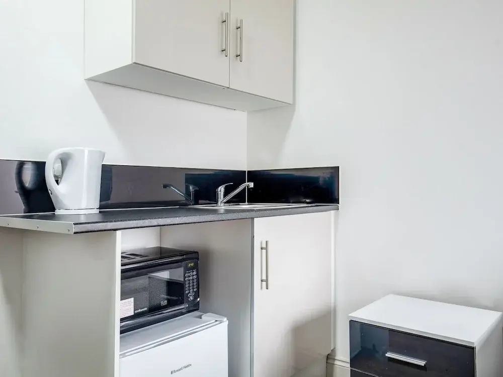Modest Apartment in London Near Wimbledon Park
