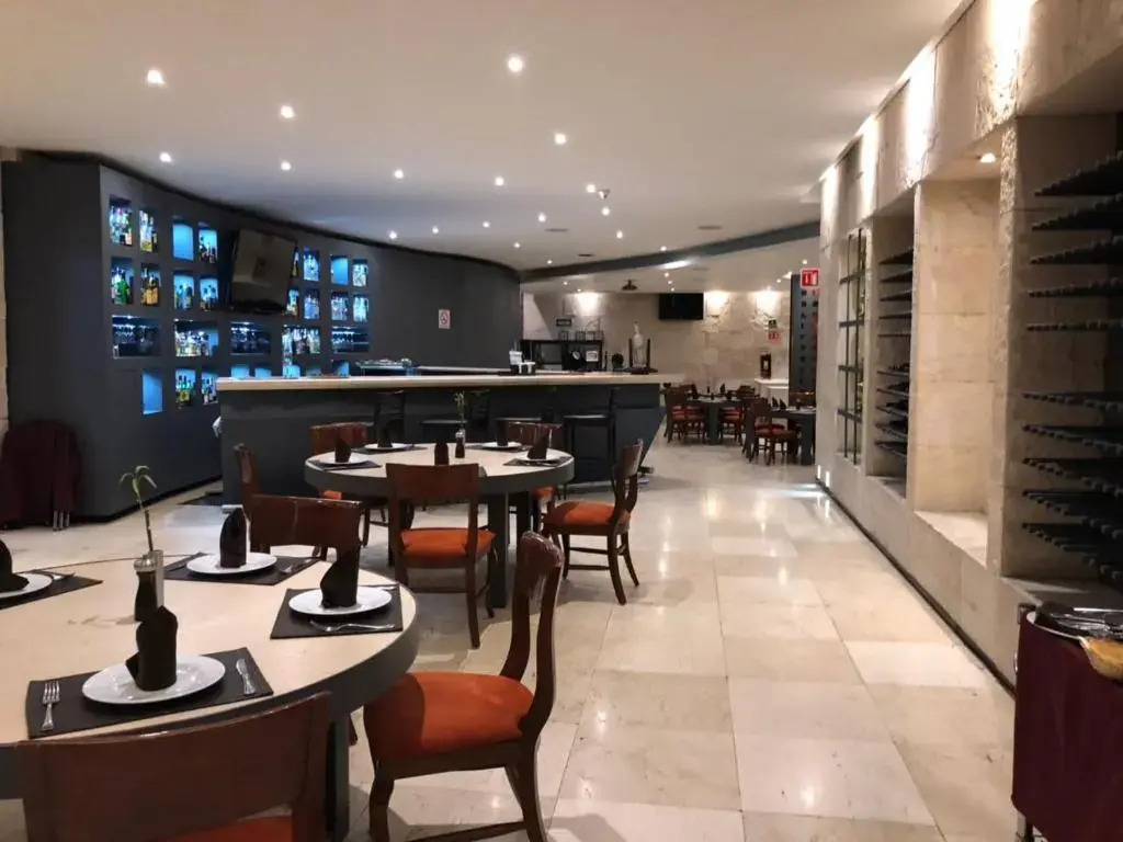 We Hotel Aeropuerto
