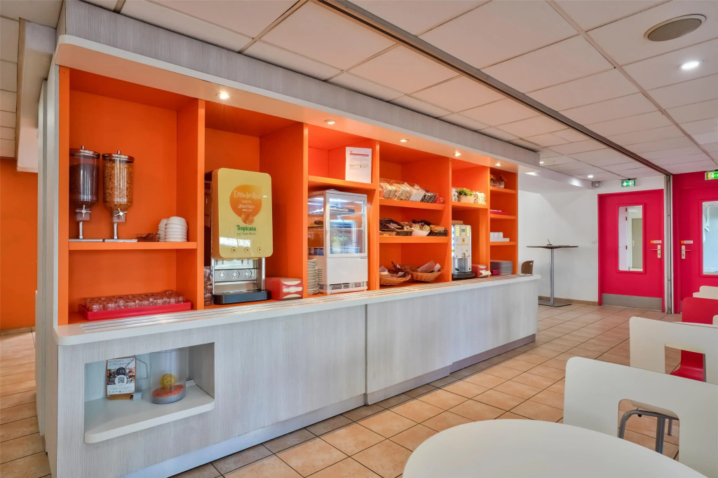 Kyriad ECO - Suresnes - La Defense