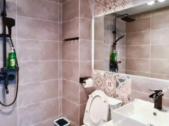 Ideal Home Apartment