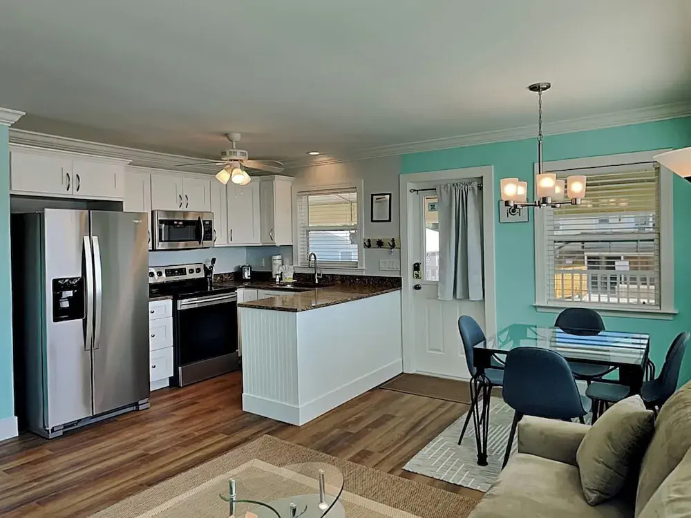 Noon Wave by Distinctive Beach Rentals