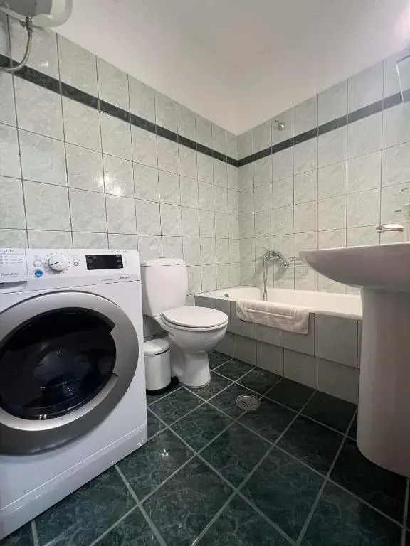 Clio City Center Apartments