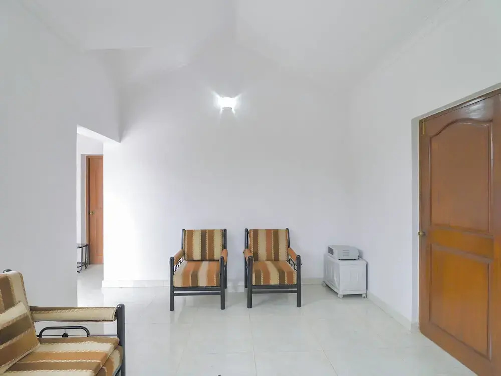 OYO 18754 Home Pool View 1BHK Varca