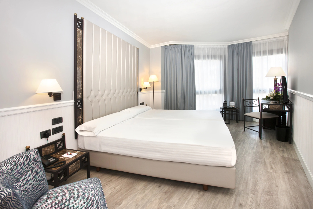 Hotel Gran Via