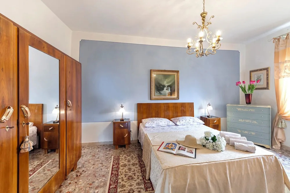 Villa Ortensie Garden with amazing view - Happy Rentals