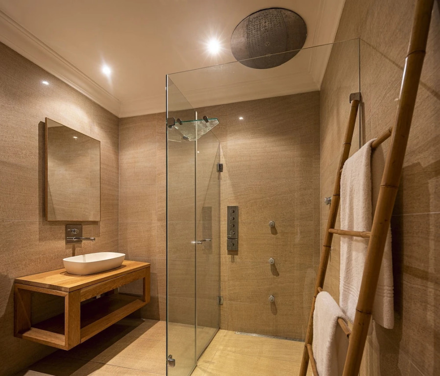 DolphinCoast YOLO Spaces-Ballito Beach House Villa