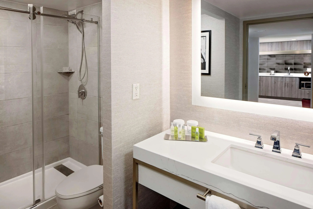 DoubleTree by Hilton Tulsa Downtown