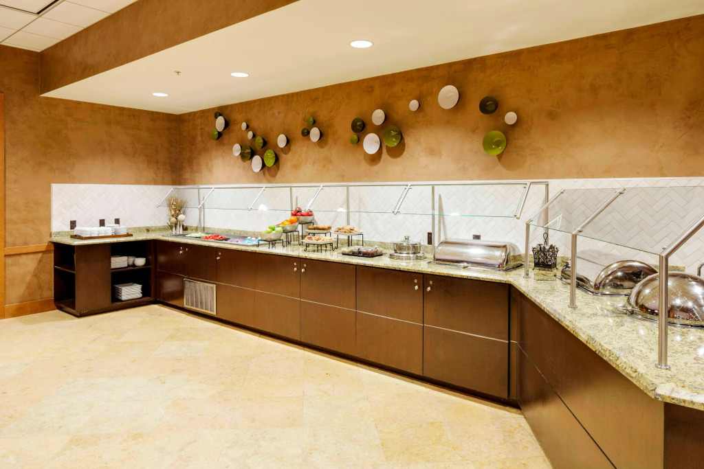 Courtyard by Marriott Boston Logan Airport