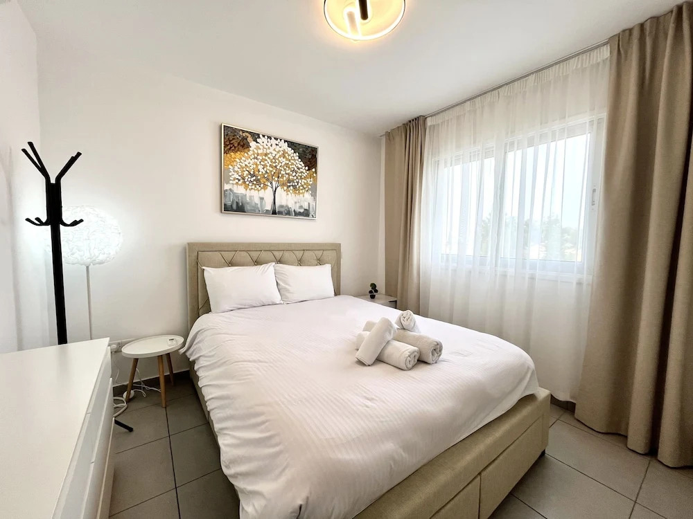 127 NIC - Stay Sun Line Apartment