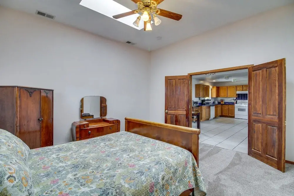 Albuquerque Home w/ Spacious Yard & Fire Pit!