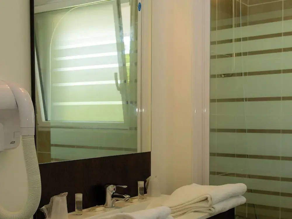 Modern apartment near the Relais Thalasso Thermes spa