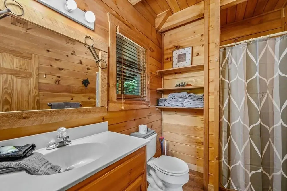 Sunrise Woods Retreat