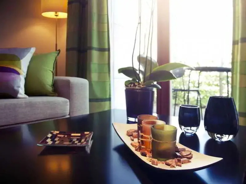 Paradise Apartments