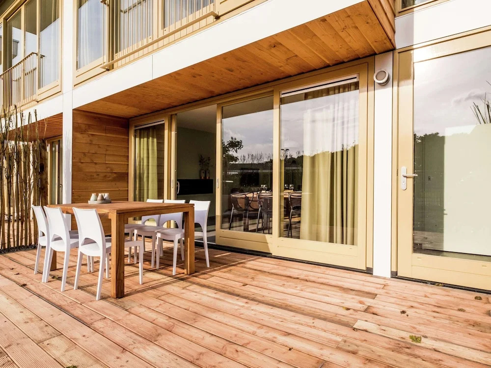Lodge in Vlissingen Near North Sea Beach