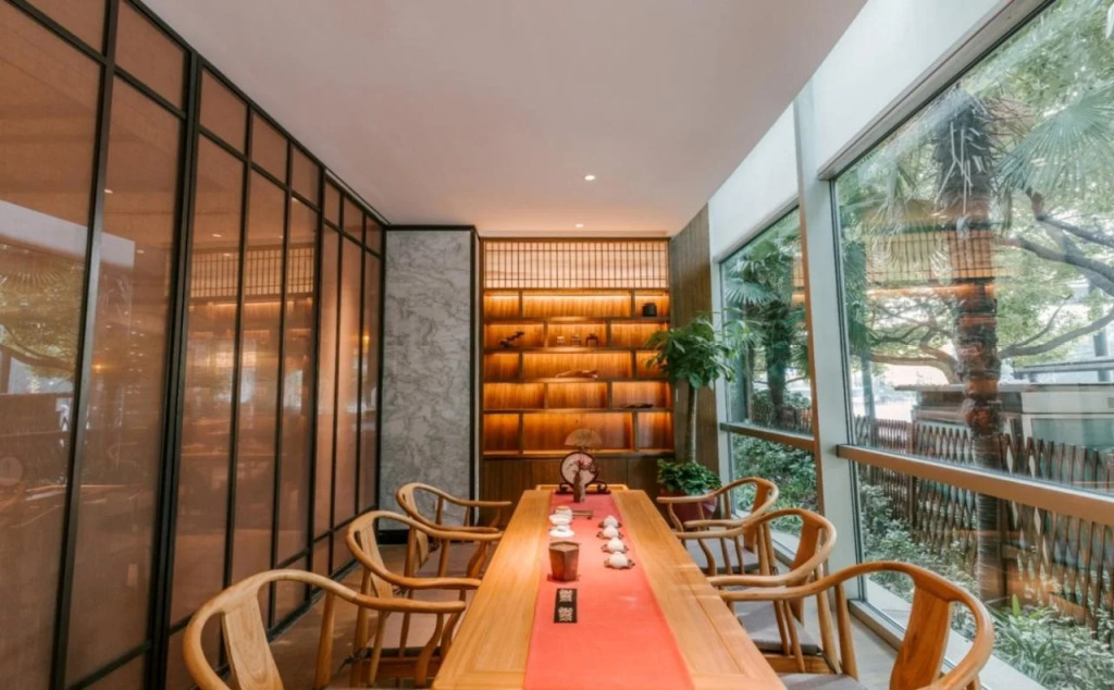 Nade Hotel