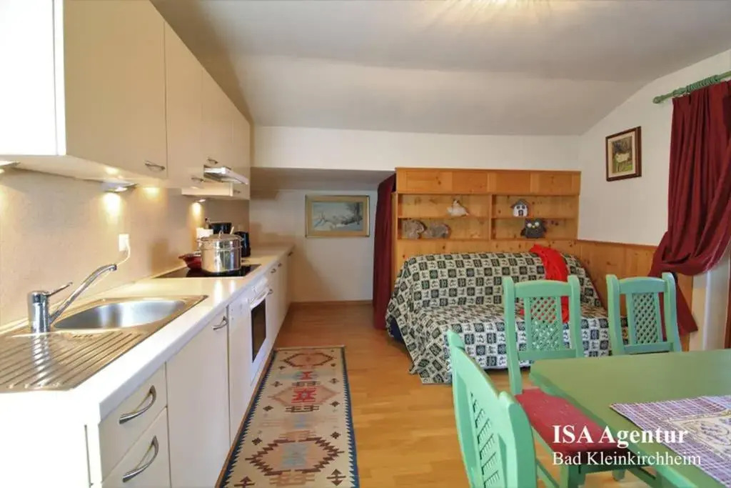 Family Apartment ENZIAN Top 9